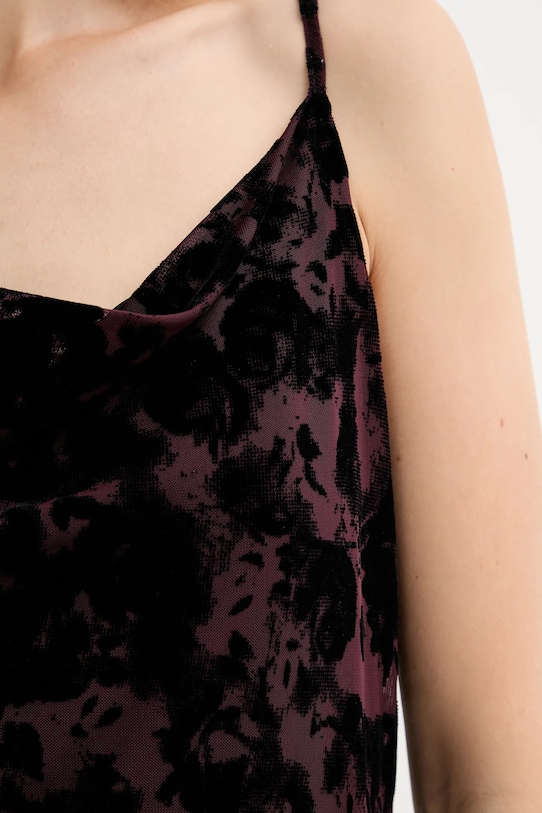 Gestuz sukienka 10910584