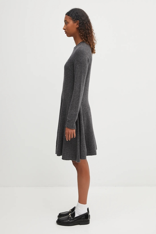 Lacoste sukienka wełniana EF4161 szary AW25