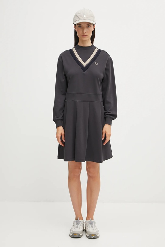 Bavlnené šaty Fred Perry D1178 sivá