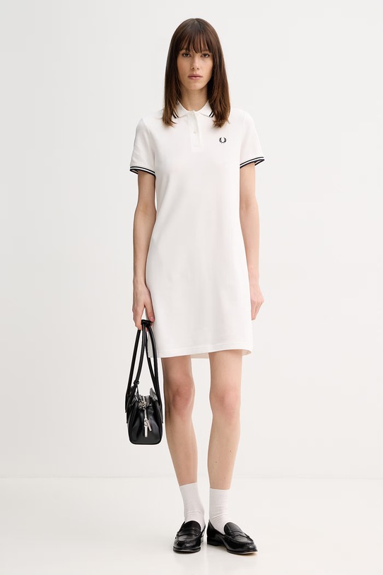 Fred Perry sukienka D3600 biały SS26