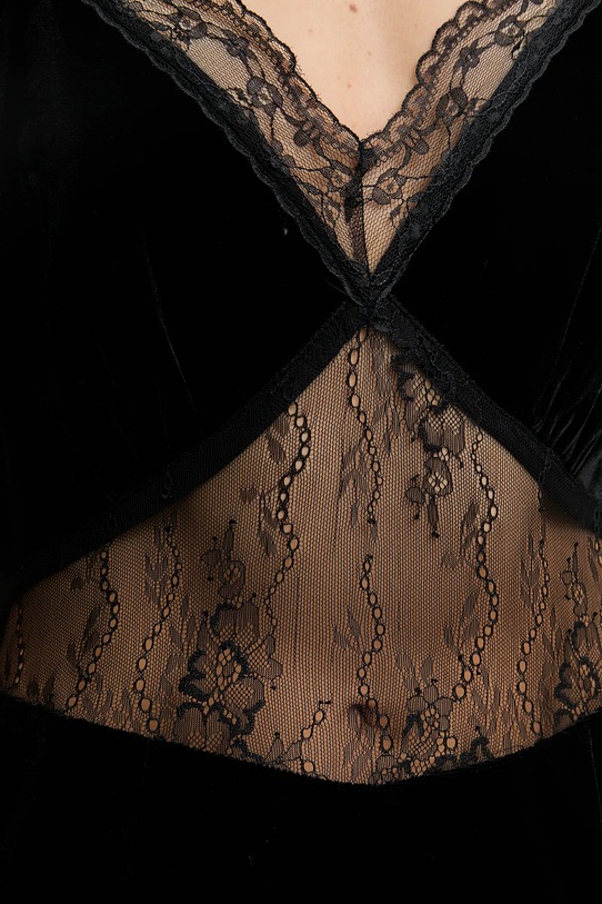 Never Fully Dressed sukienka welurowa NFDDR3012