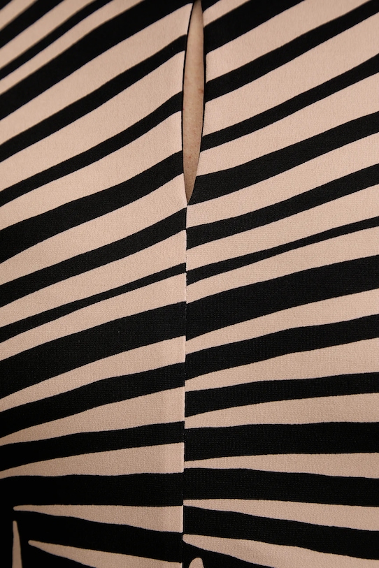 Платье Joseph Ribkoff 251107. чёрный