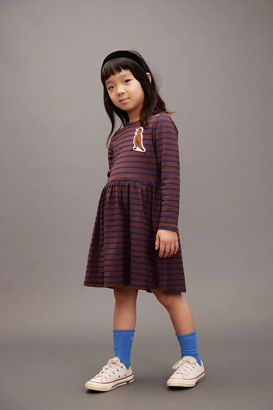 Mini Rodini sukienka dziecięca z bawełną Stripe bird wzorzyste brązowy 25750122