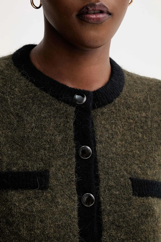 Vlnený kardigán Gestuz 10910459 zelená