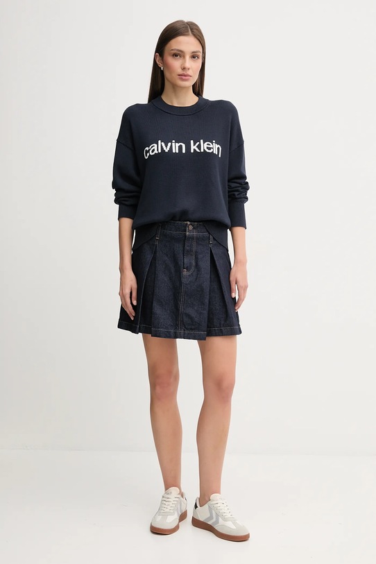 Bombažen pulover Calvin Klein Jeans LV047C311G mornarsko modra AW25