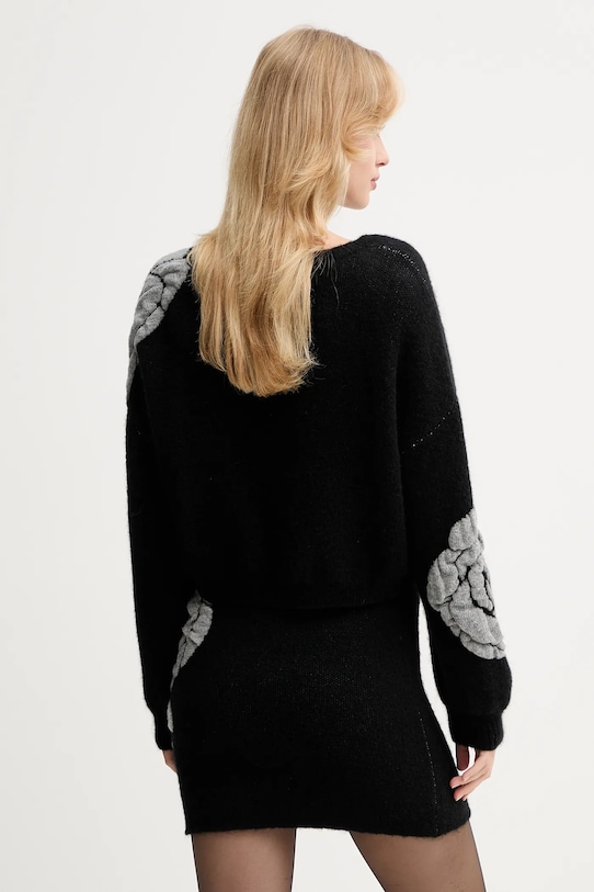 Odzież Gestuz sweter z domieszką wełny 10910594 czarny