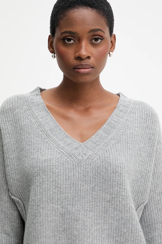 Sveter s prímesou vlny United Colors of Benetton sivá 126WD402Z