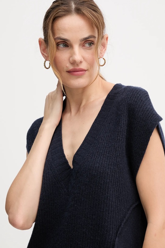 Жилет с добавлением шерсти United Colors of Benetton тёмно-синий 126WD4033