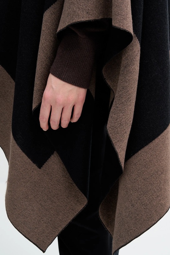 Pončo Sisley 6X7PWU027