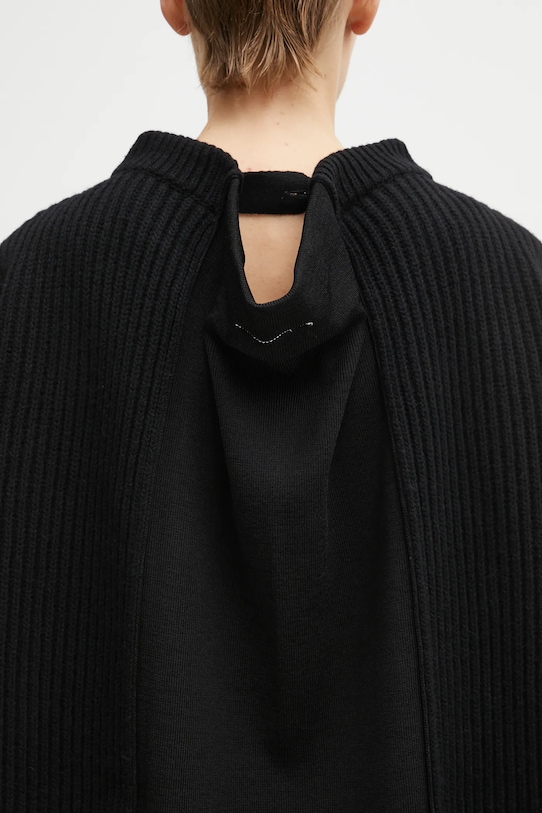 MM6 Maison Margiela wool blend sweater S62HL0042.M13192.900 black