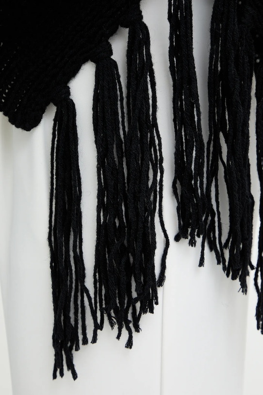 Marella sweter z dodatkiem wełny Emme by Marella 2525366082200 czarny