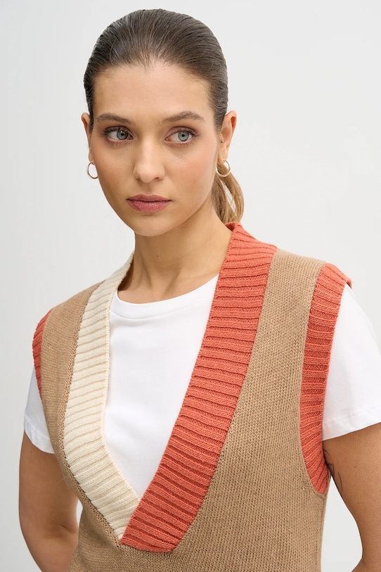 United Colors of Benetton kamizelka z dodatkiem wełny beżowy 16YCE403M