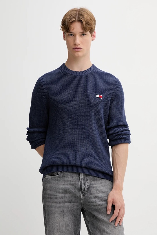 Bavlněný svetr Tommy Jeans nášivka námořnická modř DM0DM21652