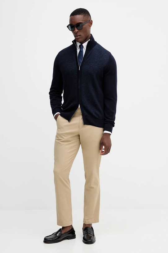 Vlněný kardigan BOSS 50543153 námořnická modř AW25