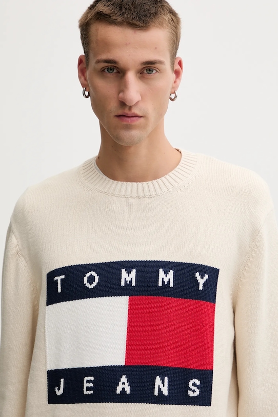 Βαμβακερό πουλόβερ Tommy Jeans μπεζ DM0DM22105