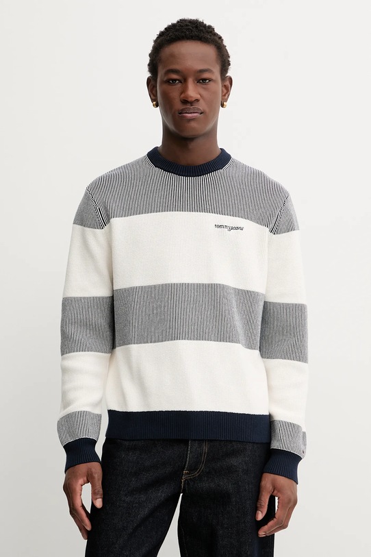 Bavlnený sveter Tommy Jeans bavlna tmavomodrá DM0DM22110