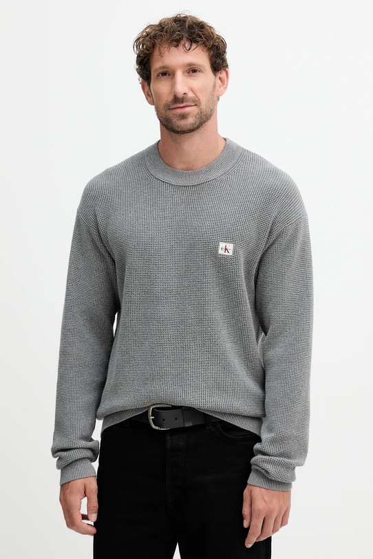 Bavlněný svetr Calvin Klein Jeans kulatý šedá LV04RD313G