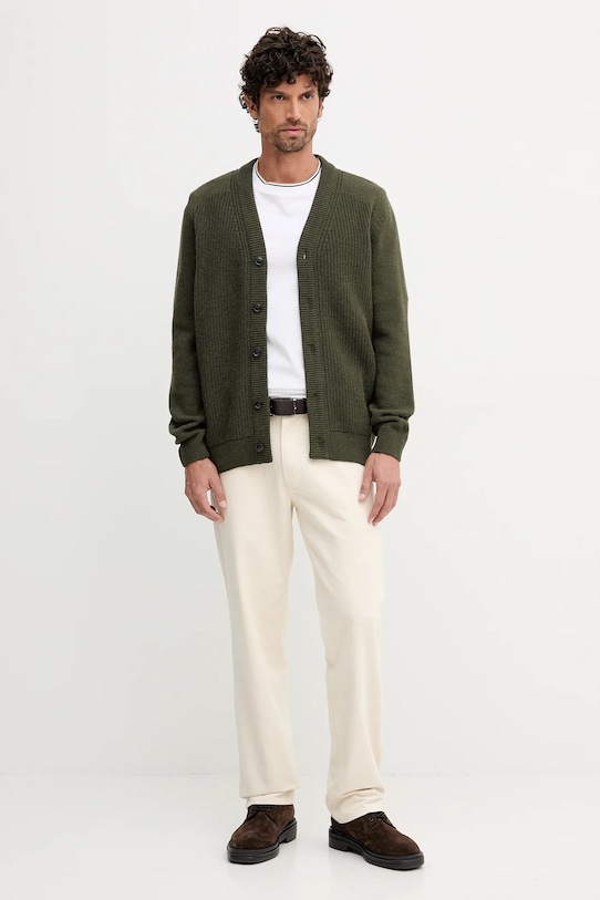 Жилетка с вълна Barbour MAINLAND зелен MKN1676