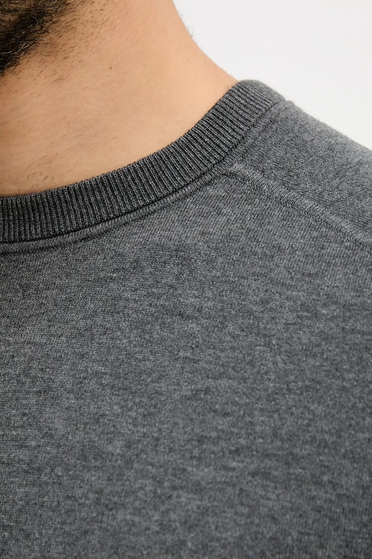 BOSS sweter z dodatkiem wełny 50549977 szary