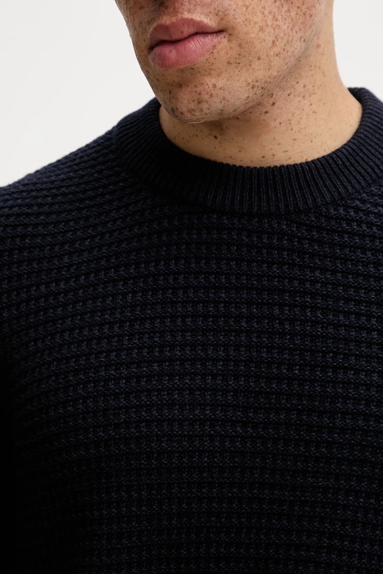 Marc O'Polo sweter z dodatkiem wełny 5000007326 granatowy