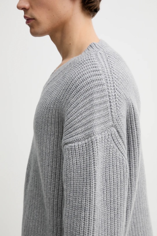 Nanushka sweter wełniany NU25PFSW05691 NU25PFSW05691