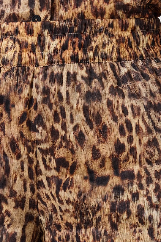 AllSaints szorty z domieszką jedwabiu CHARLI pomarańczowy W037TC