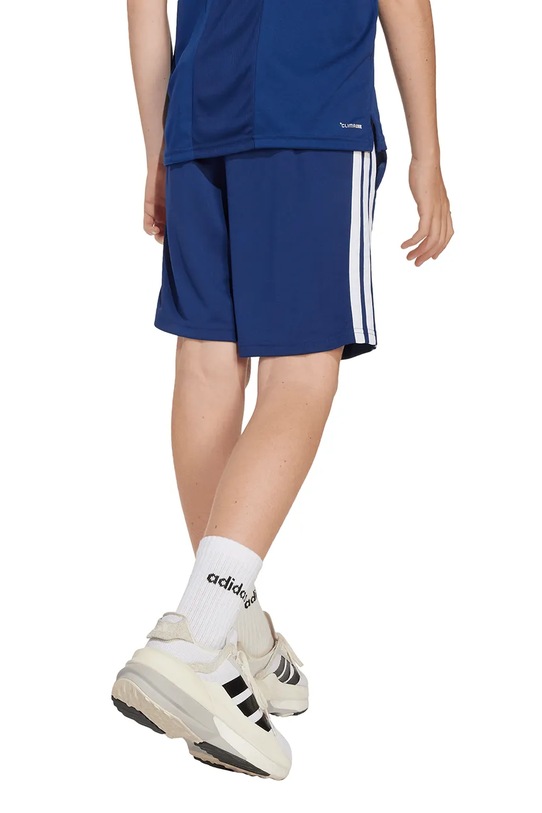 Детские шорты adidas JJ1040