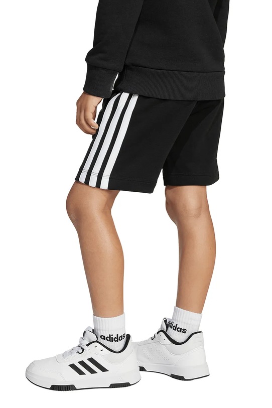 Детские шорты adidas JM0902