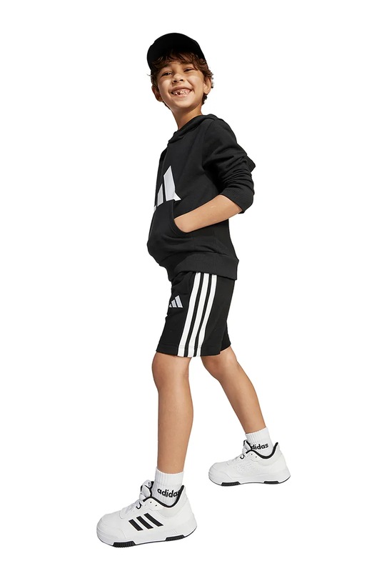 Детские шорты adidas JM0902