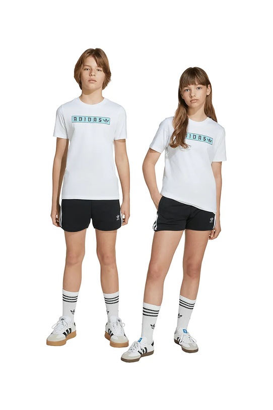 adidas Originals szorty dziecięce aplikacja czarny JW1105