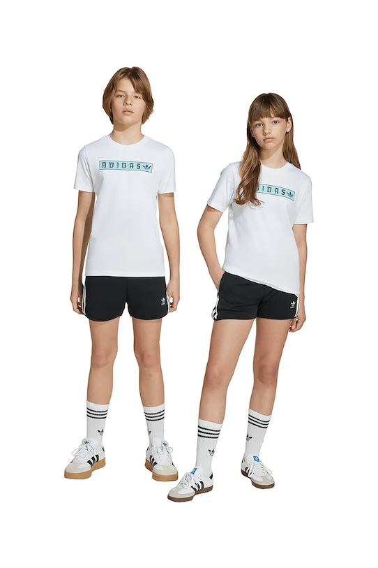 adidas Originals szorty dziecięce aplikacja czarny JW1105