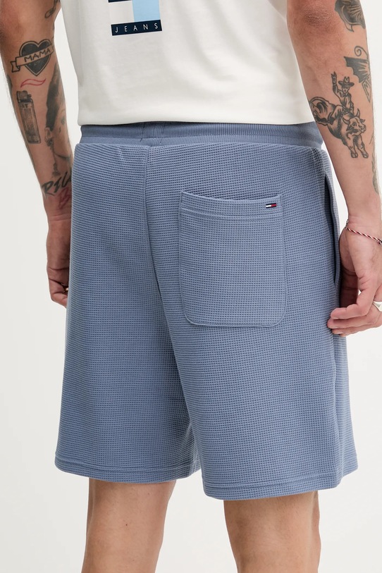 Oblečenie Bavlnené šortky Tommy Jeans DM0DM21805 modrá