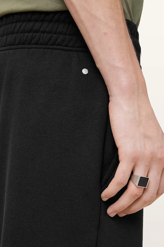 AllSaints pantaloni scurți HELIX negru M001TC