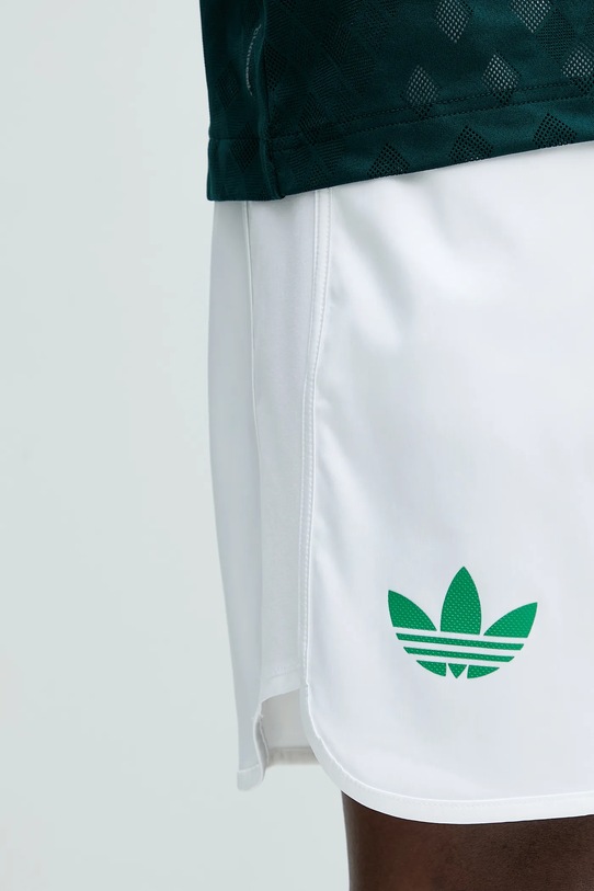Kratke hlače adidas Originals Ergo Shorts Pro bela JN0781