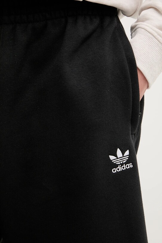 Σορτς adidas Originals Essentials μαύρο JV6054