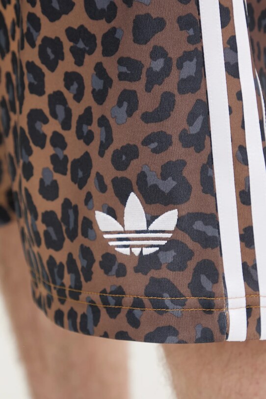 Šortky adidas Originals Graphic Os Sho hnedá JV7566