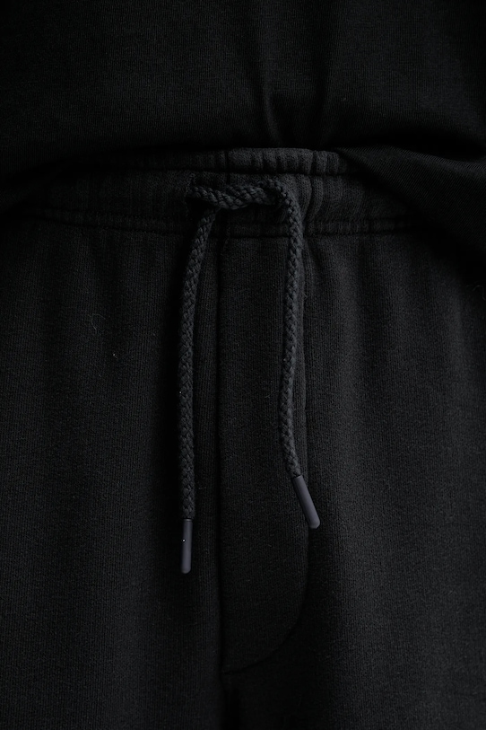 American Vintage pantaloni scurți negru MATU09A