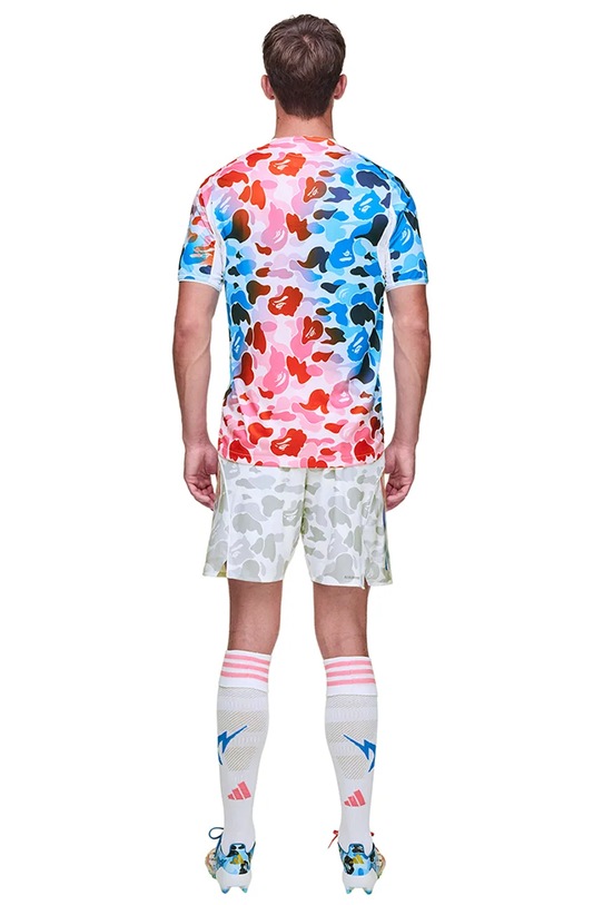 adidas Originals szorty BAPE FB SHORTS KB2205 biały