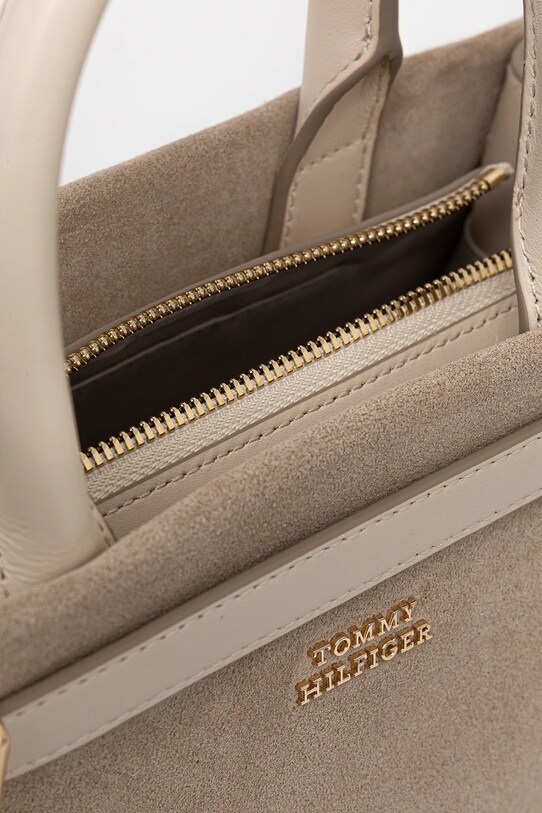 Tommy Hilfiger torebka zamszowa AW0AW17469 beżowy