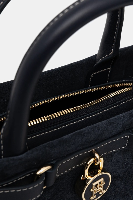 Tommy Hilfiger torebka zamszowa AW0AW17469 granatowy