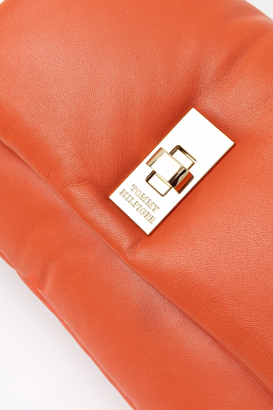 Kožená kabelka Tommy Hilfiger oranžová AW0AW17638