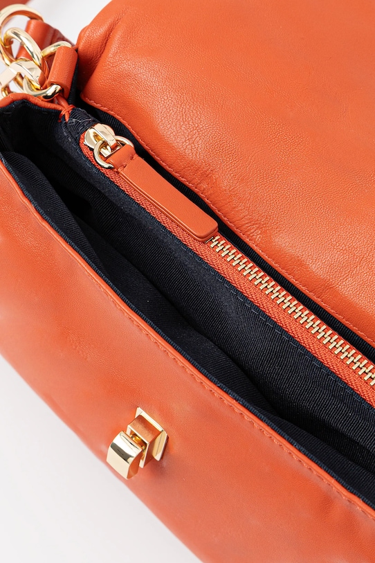 Kožená kabelka Tommy Hilfiger AW0AW17638 oranžová