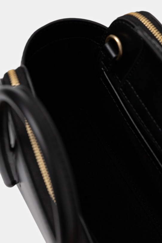 Kožená kabelka Calvin Klein LV04F3057G čierna