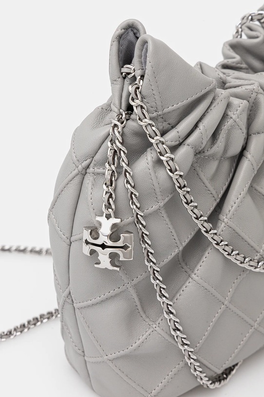 Кожена чанта Tory Burch Fleming сив 162451.021