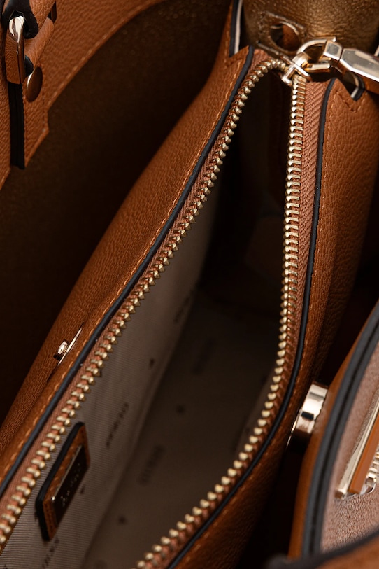 Сумочка Guess MERIDIAN HWBG69.74060