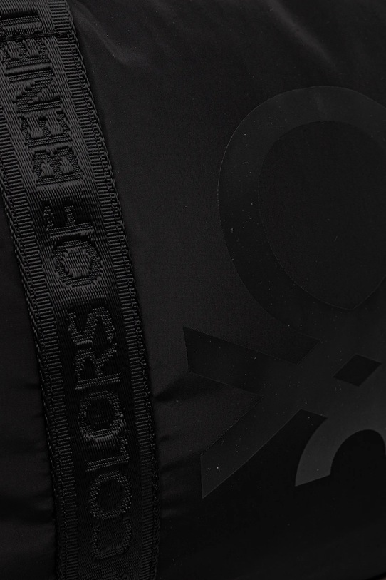 United Colors of Benetton táska fekete 66YT1Y01Z