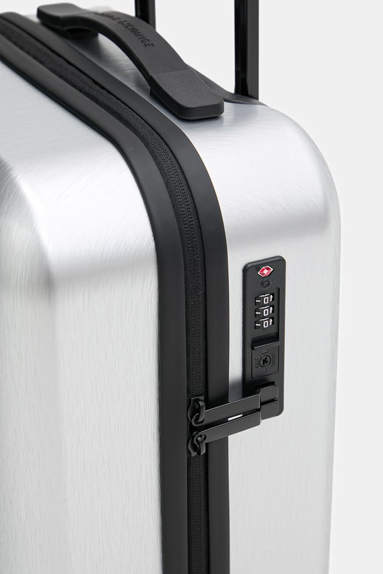Чемодан Armani Exchange серебрянный XW002233.AF21472