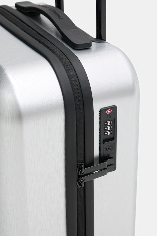 Чемодан Armani Exchange серебрянный XW002233.AF21472