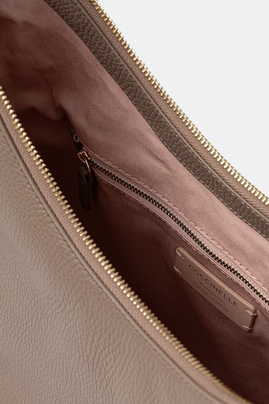 Kožená kabelka Coccinelle REBEKKA hnědá E1.T95.13.01.01