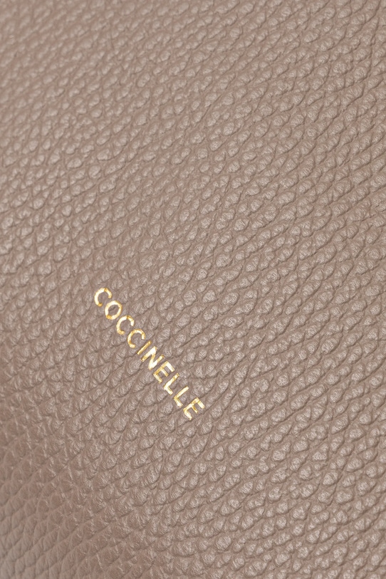 Kožená kabelka Coccinelle REBEKKA E1.T95.13.01.01 hnědá